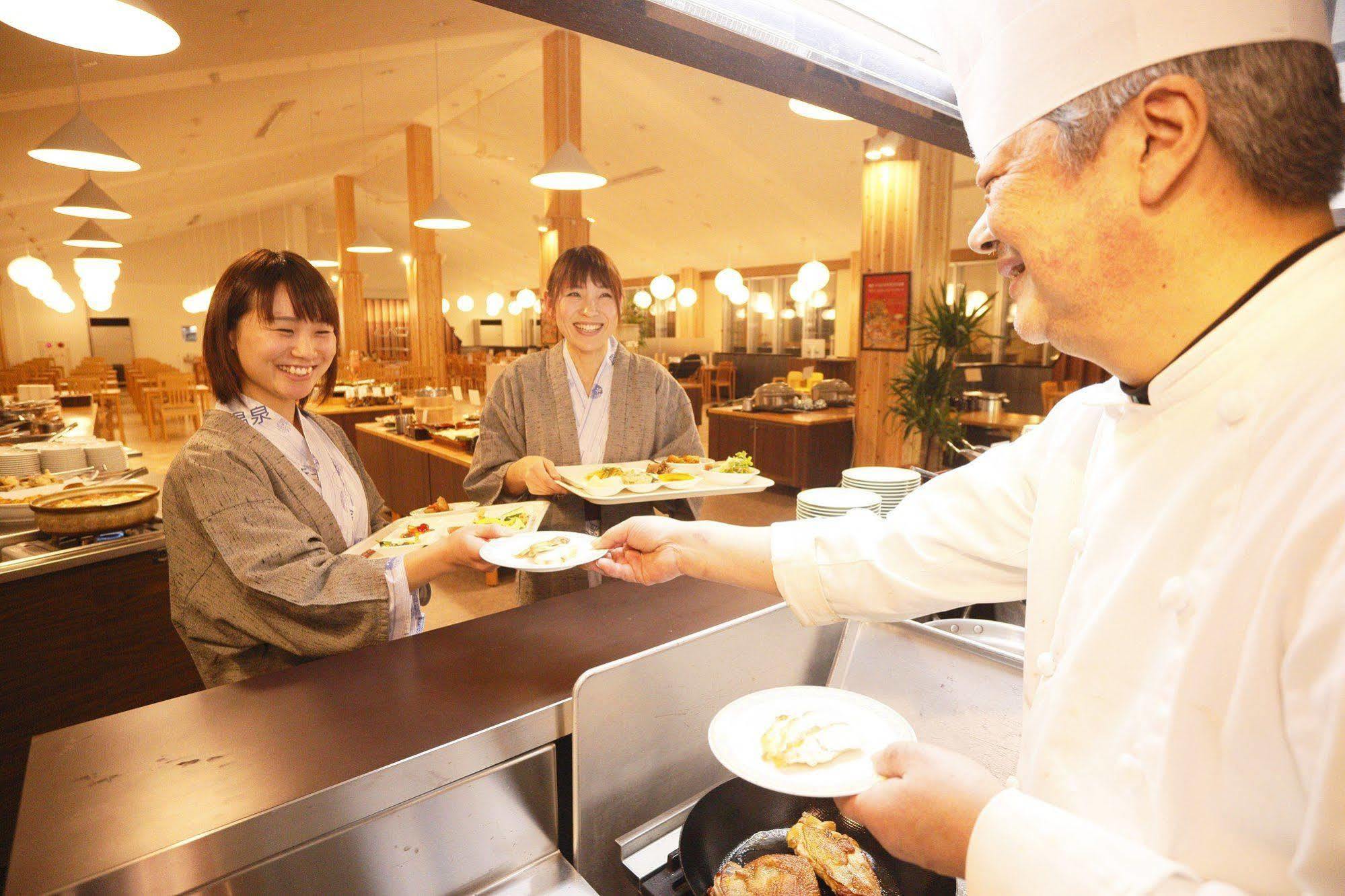 รีสอร์ต ชิน - ทะมะงะวะ ออนเซน Hotel Semboku ภายนอก รูปภาพ